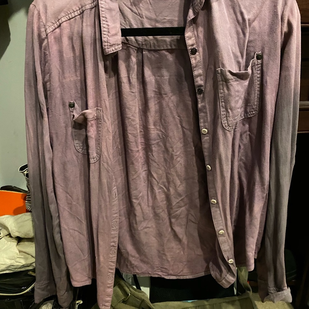 Ombré sleeve button down - Picture 2 of 3